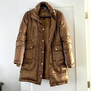 GUESS woman coat. Colour: Gold. Size XS.